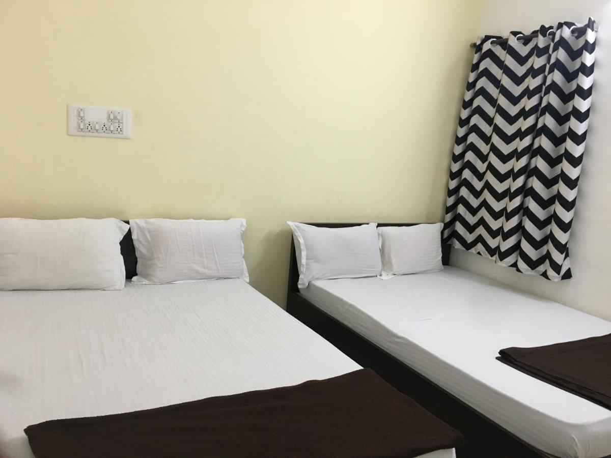 Srirangam Suit Rooms Tiruchirappalli Dış mekan fotoğraf