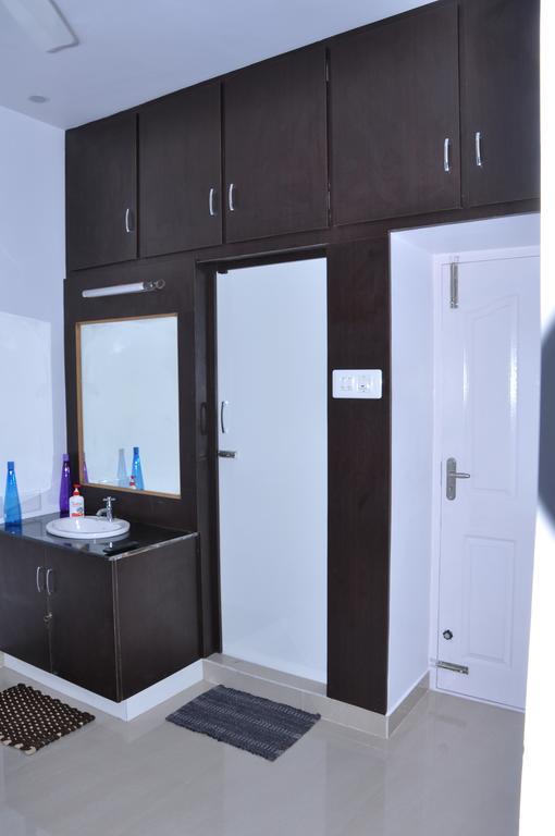 Srirangam Suit Rooms Tiruchirappalli Oda fotoğraf