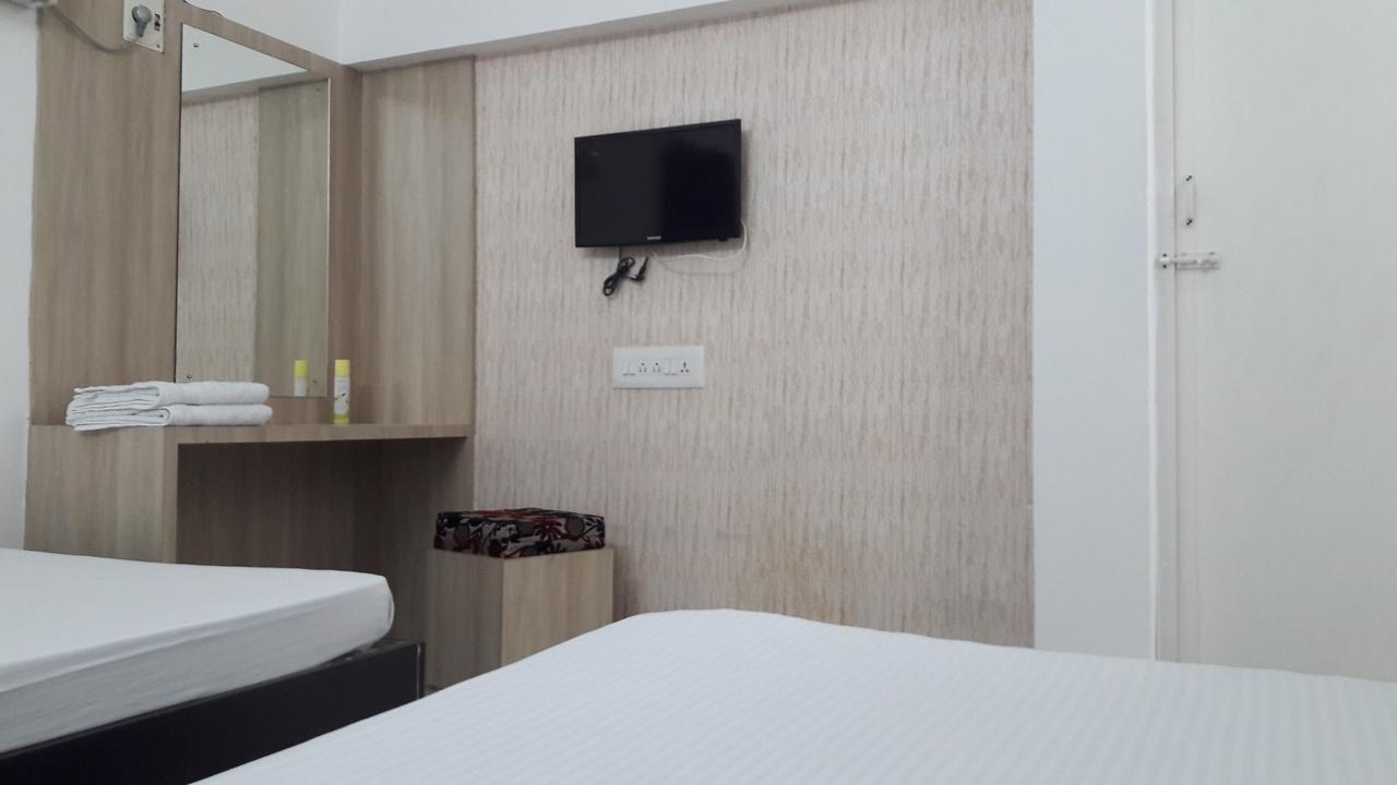 Srirangam Suit Rooms Tiruchirappalli Dış mekan fotoğraf